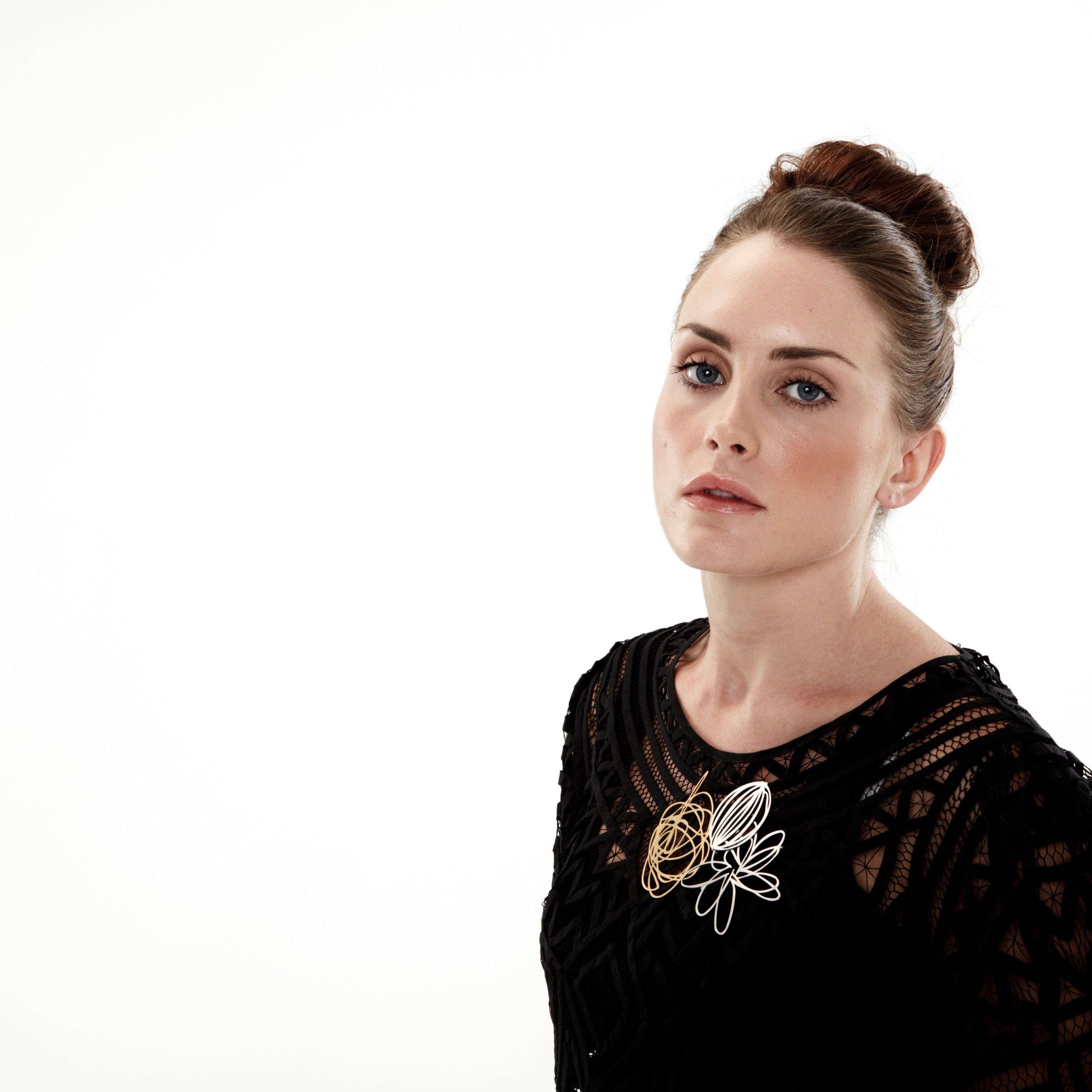 HOW TO MIX AND MATCH GOLD AND SILVER JEWELLERY inSync design