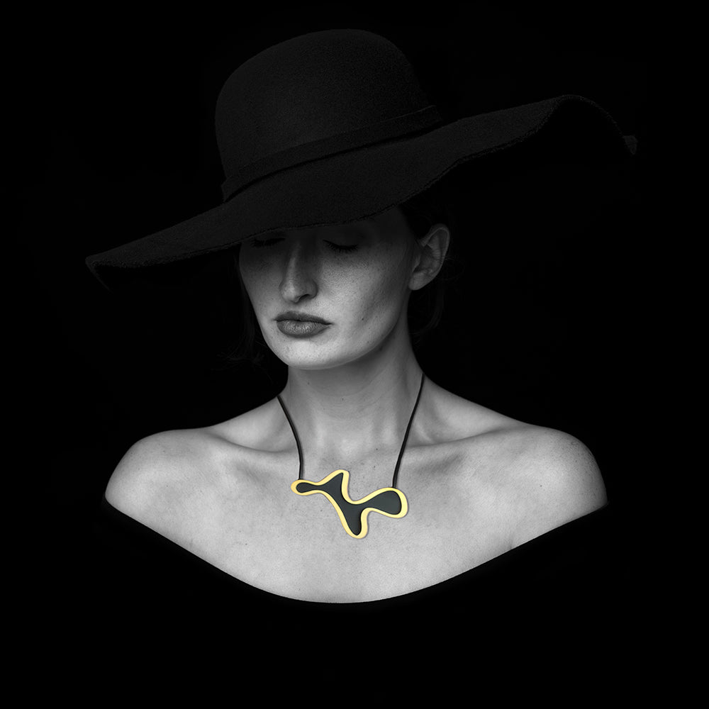 LET'S PLAY DRESS UP - AN INTRODUCTION TO STATEMENT JEWELLERY