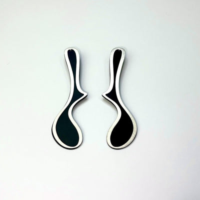 X2 Meander Stud Earrings - Raw/ Black